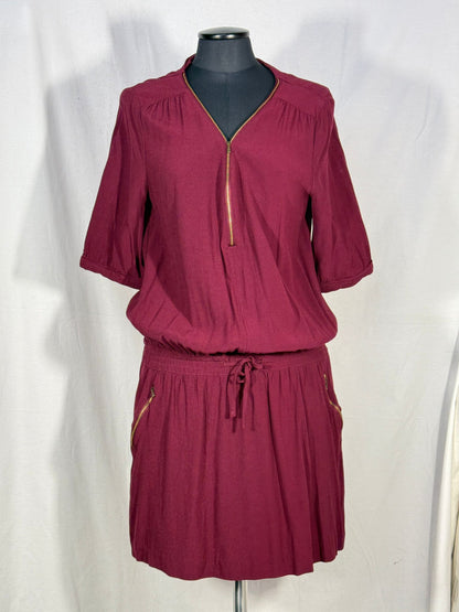 2. Hand Größe M Weinrotes Kleid