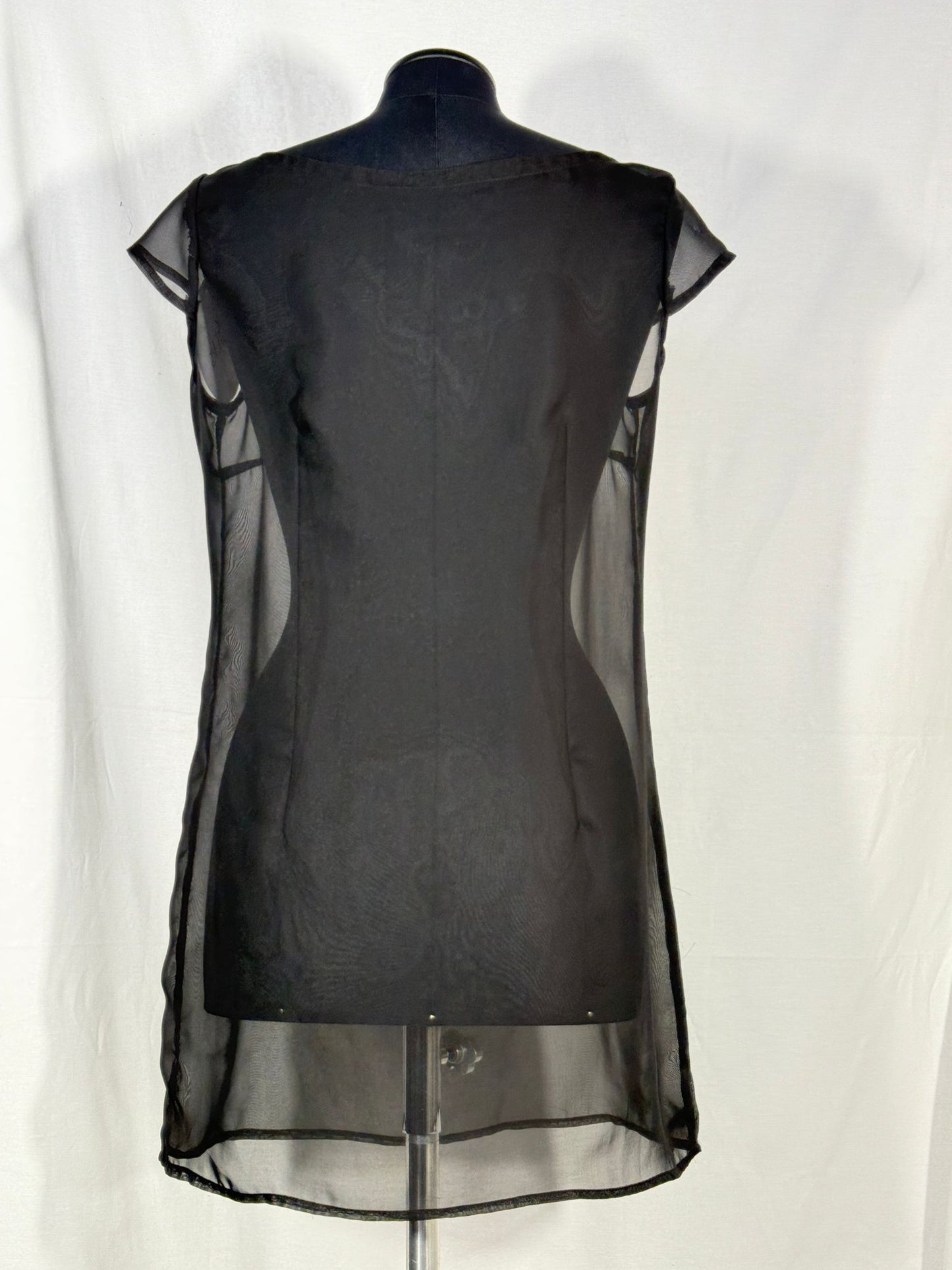 2. Hand Größe M Tüll Kleid