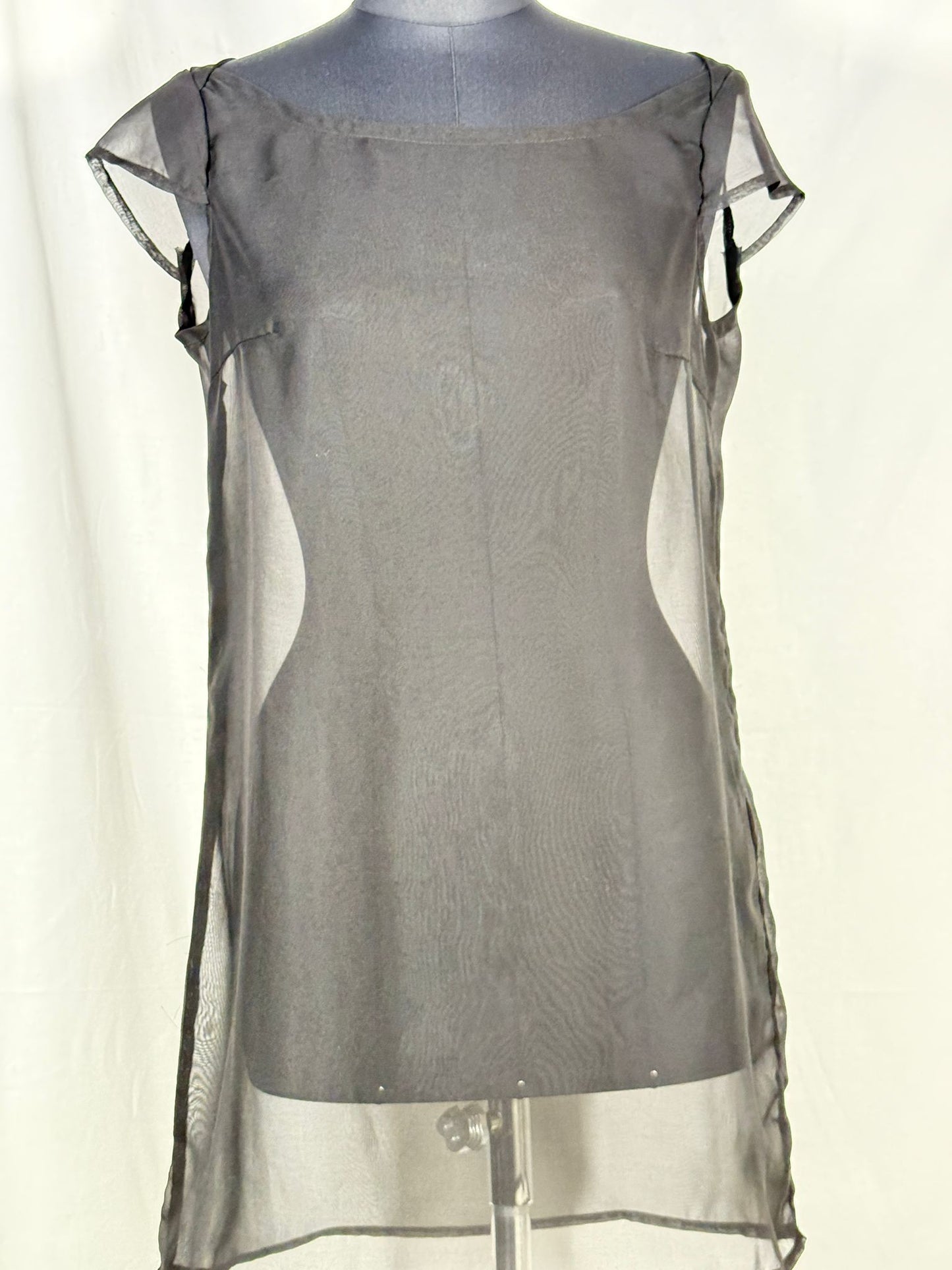 2. Hand Größe M Tüll Kleid