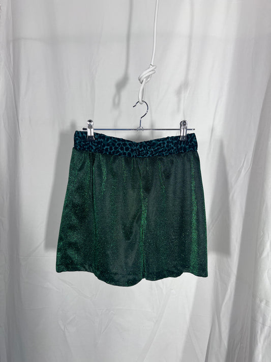 Short taille M d'occasion leo green glizer