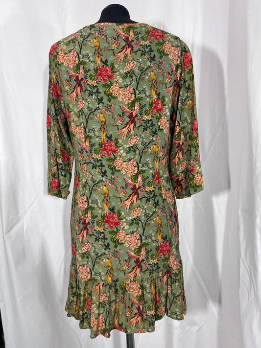 2. Hand Größe M  langes Kleid mit Frühlings vibes