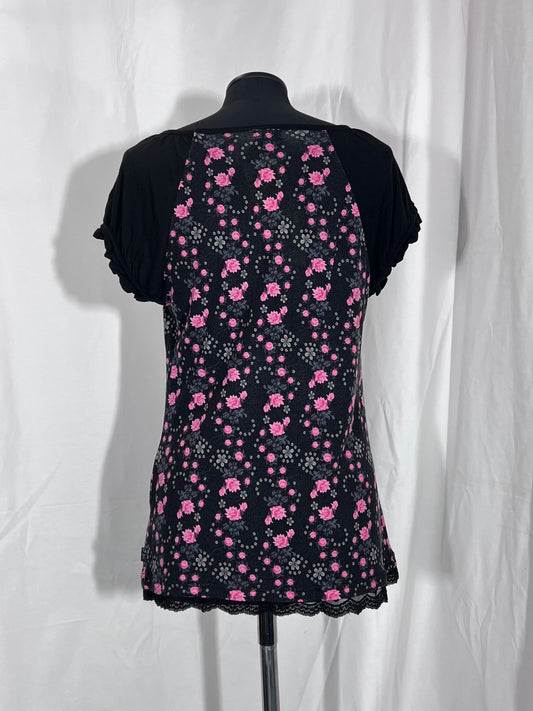 Chemise taille M d'occasion noire à fleurs roses