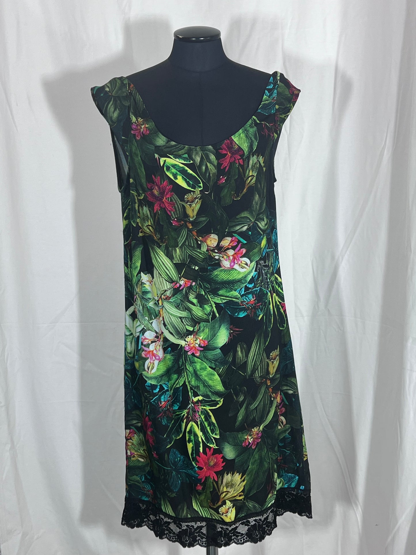 2nd Hand Size S Green Tang Dress