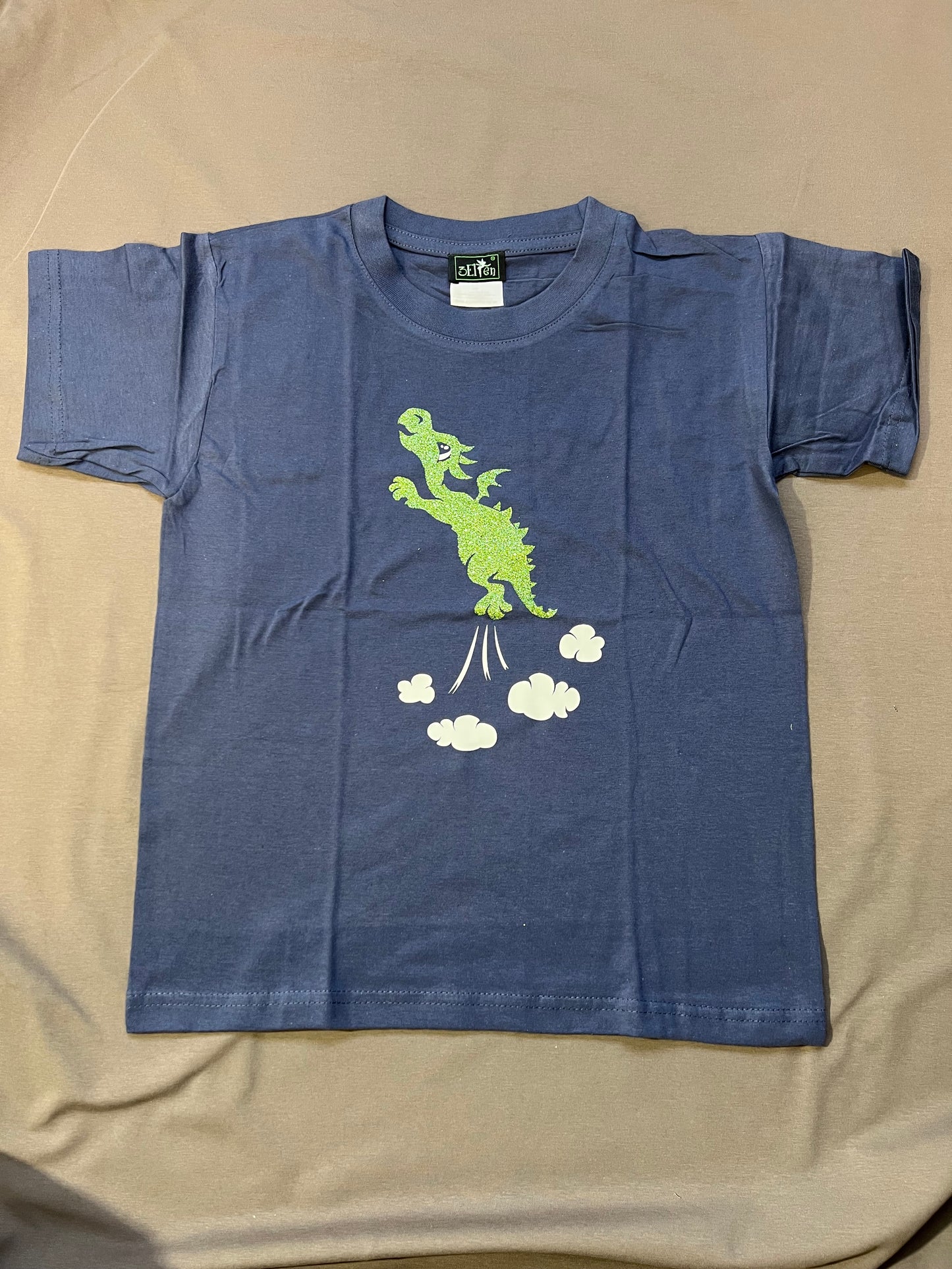 Children's shirt 7-8 years dark blue with green dragon