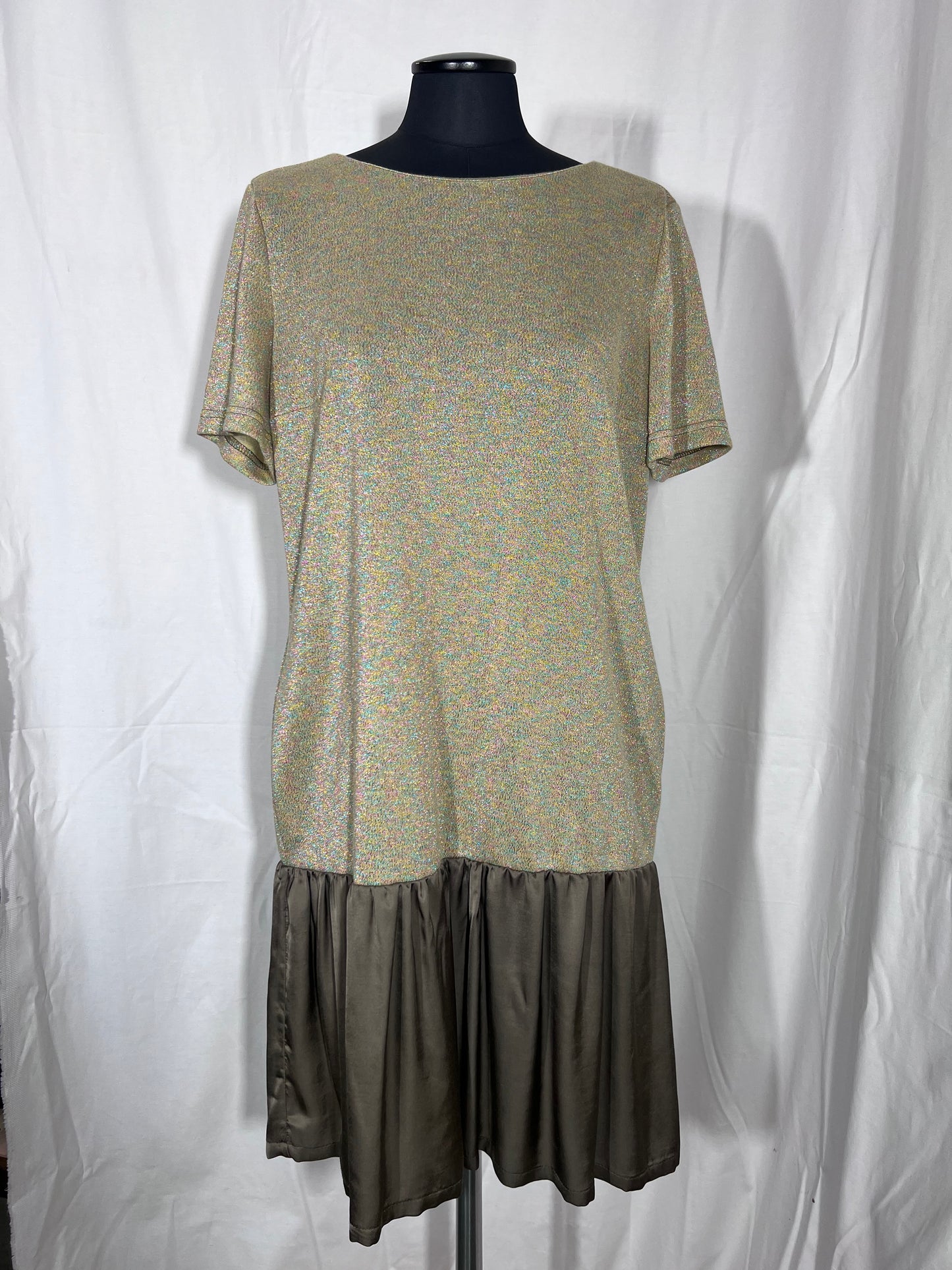 2. Hand Größe M Glizer Kleid