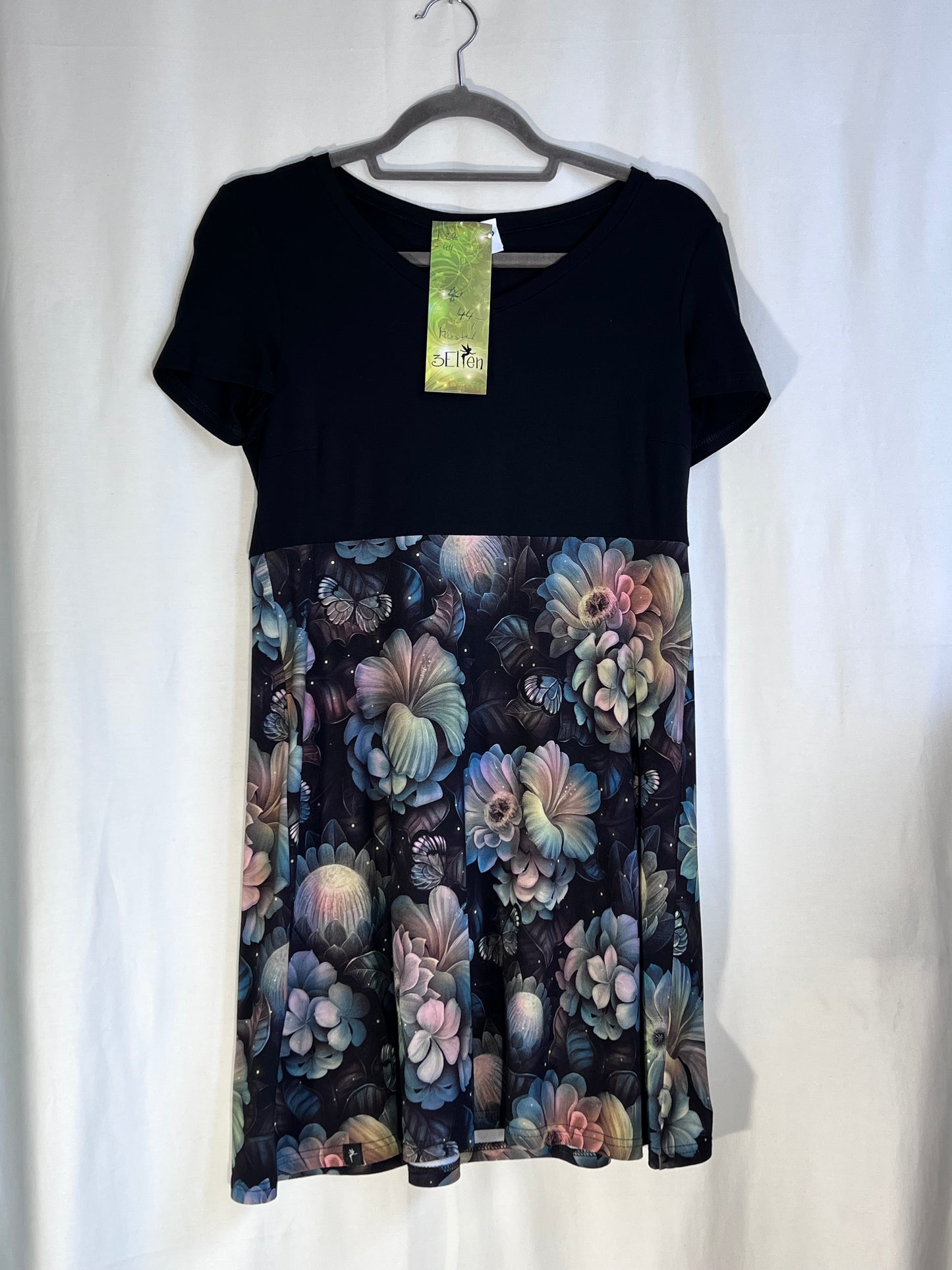 2nd hand size M leggings with squirrel print