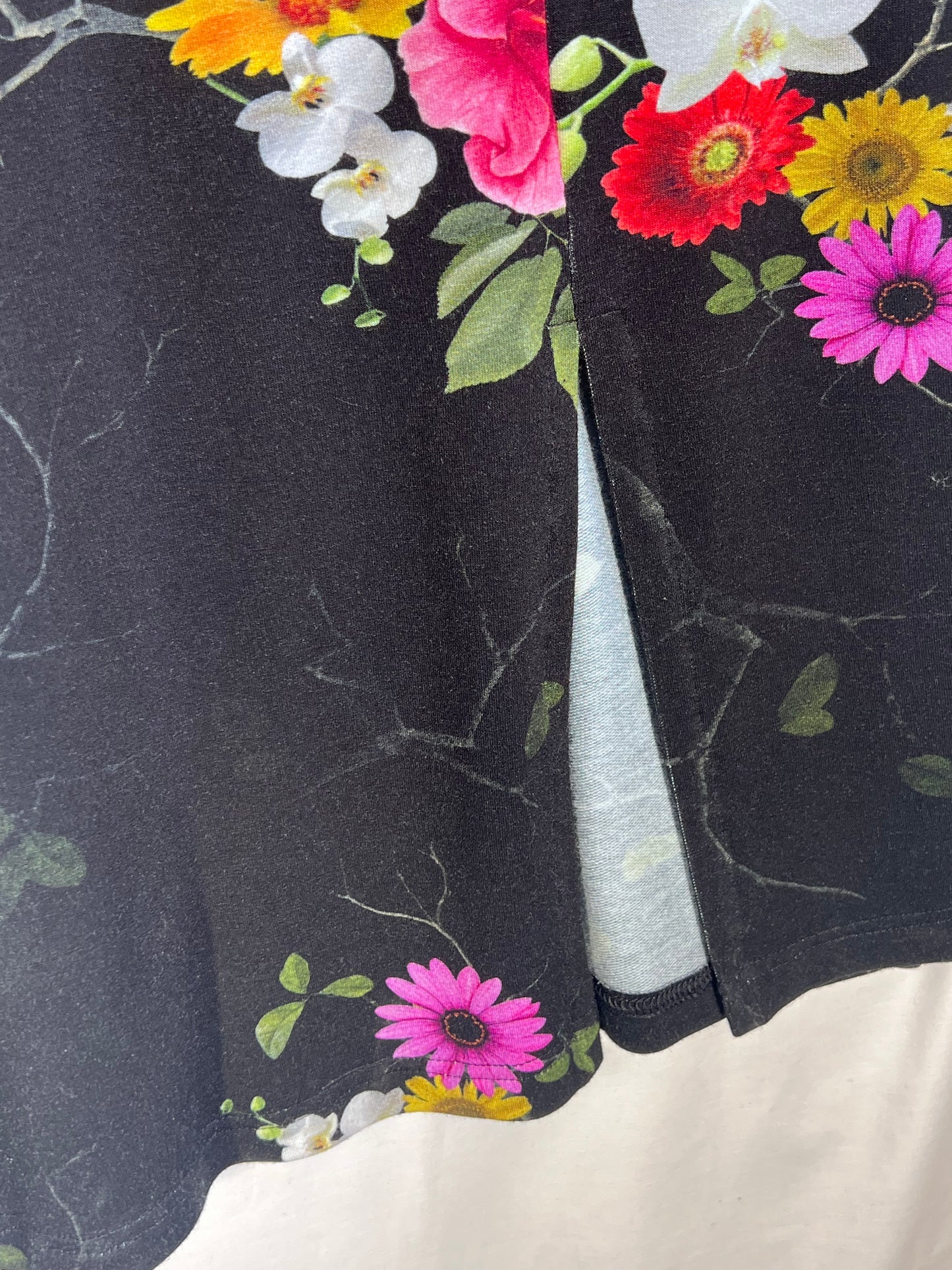 2nd hand size M leggings with squirrel print