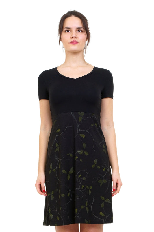 2. Hand Größe L Lilly Kleid blattwerk