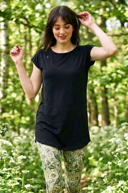 T-shirt dress "Blattzauber"