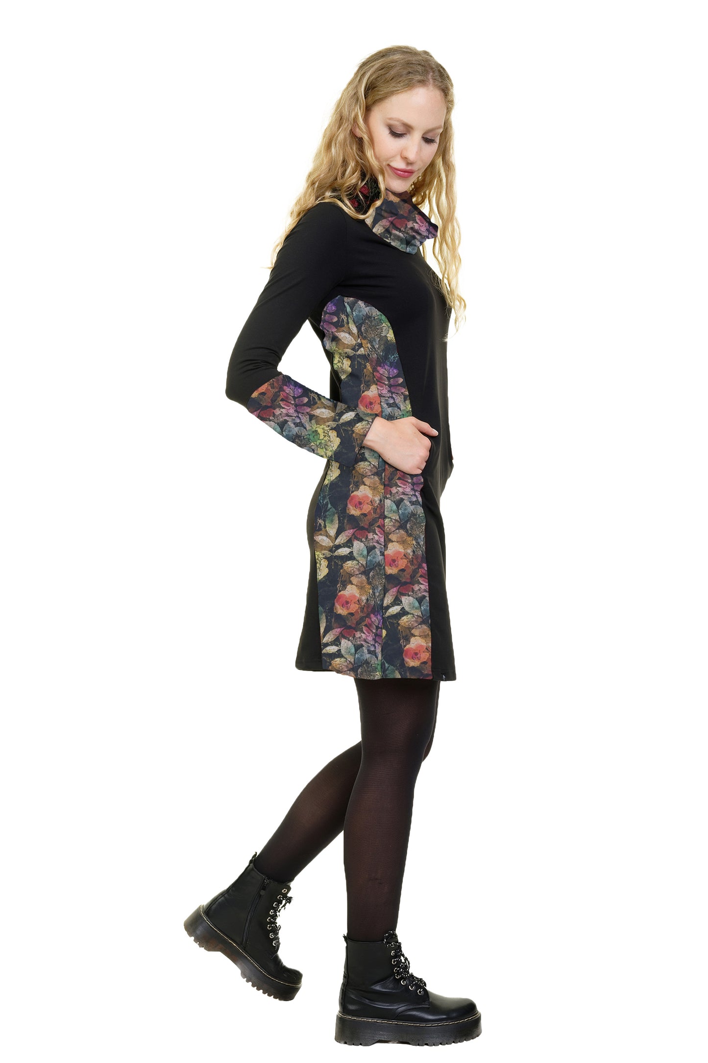 SALE Grösse S Herbstkönigin Kleid schwarz forest