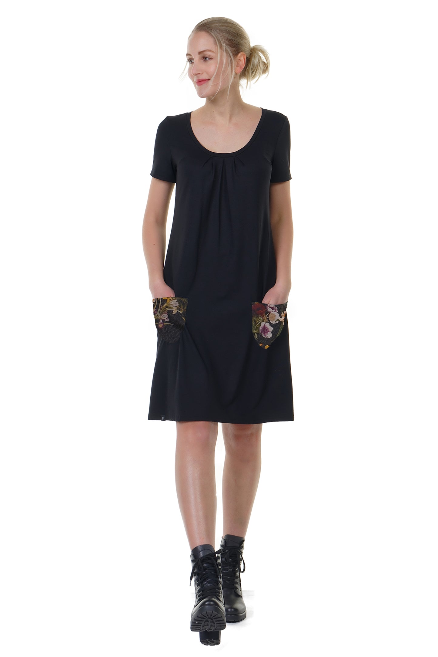 Lottikleid schwarz